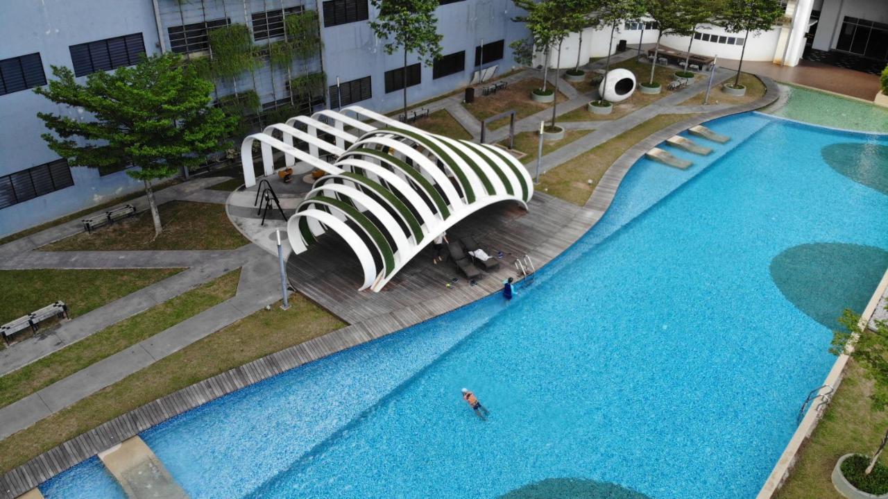 No.5 The Mint @ Puchong Center Near Ioi Mall Ngoại thất bức ảnh